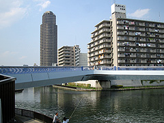 クローバー橋