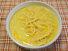 完成したスープパスタ