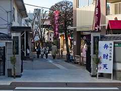 長命寺正門