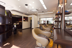 WITZ hair 新越谷店・店内2